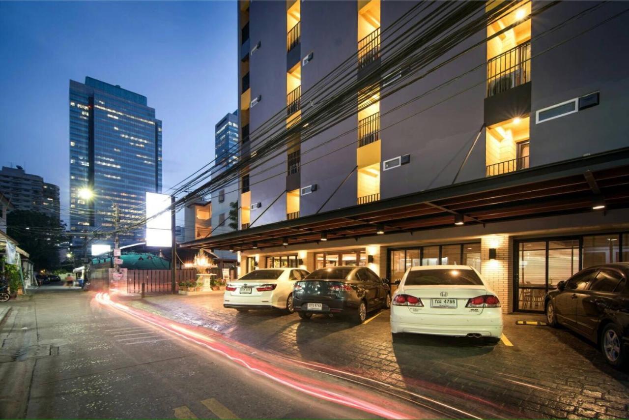 Ratchada Point Hotel Bangkok Exterior photo